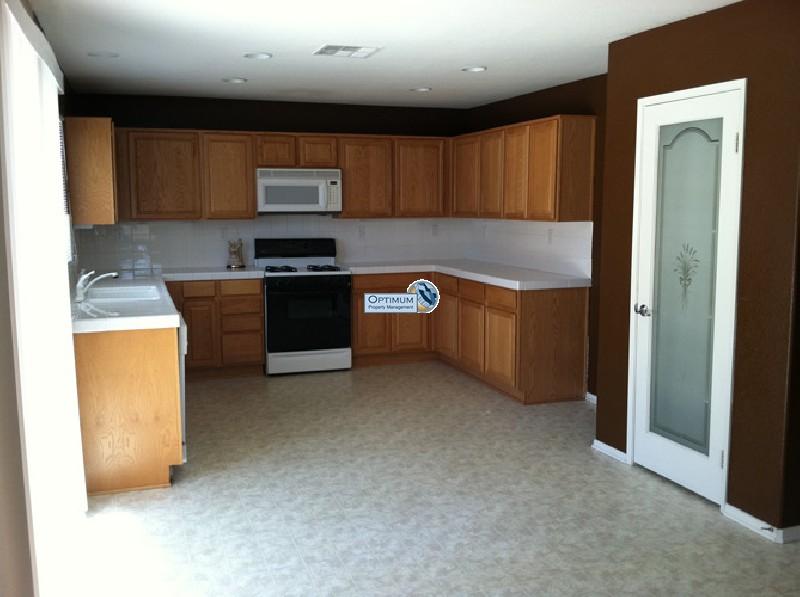 Beautiful 3 bedroom, 3 bath, two-story 6
